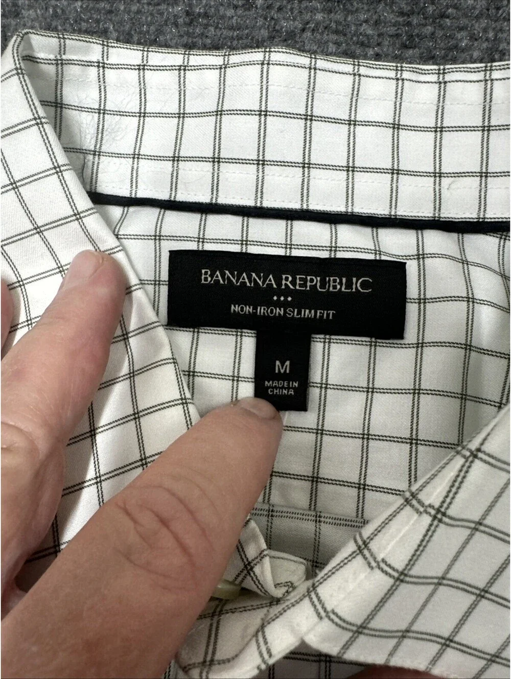 Banana Republic Classic Fit Non Iron Men's Long Sleeve size  Medium Checkered